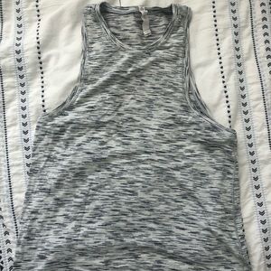 Lululemon sleeveless workout tank
